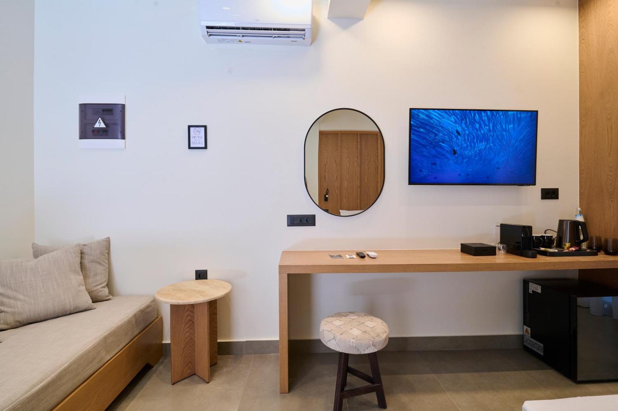 Monarco Executive Rooms Rhodes City Екстер'єр фото